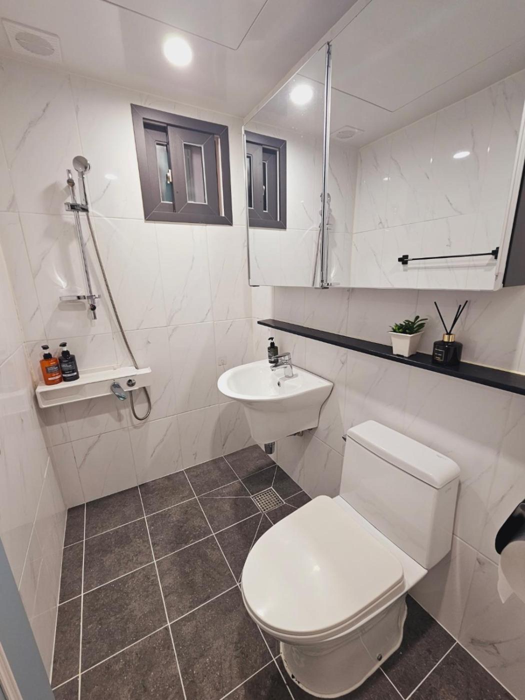 Sky Dome Gasan Digital Complex Lovely Two Apartment